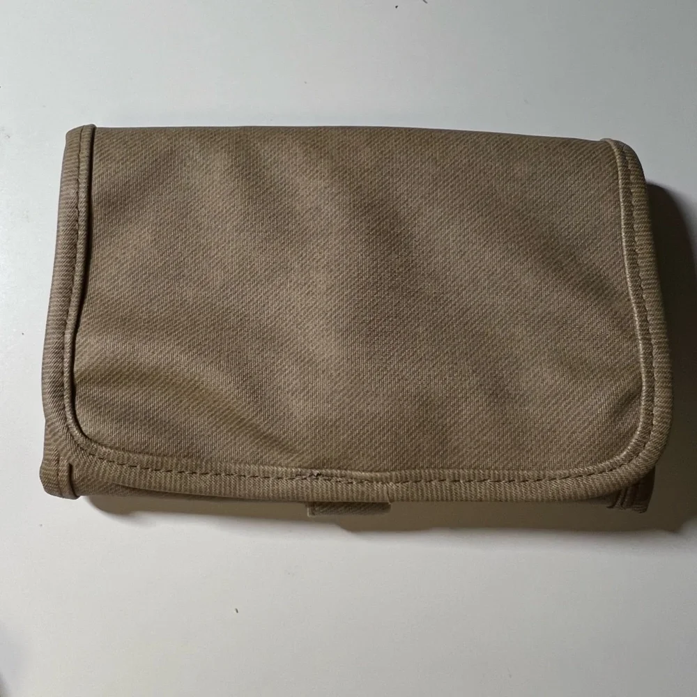 Vintage 90s Giorgio Armani Make Up Bag NEW - Picture 4 of 7